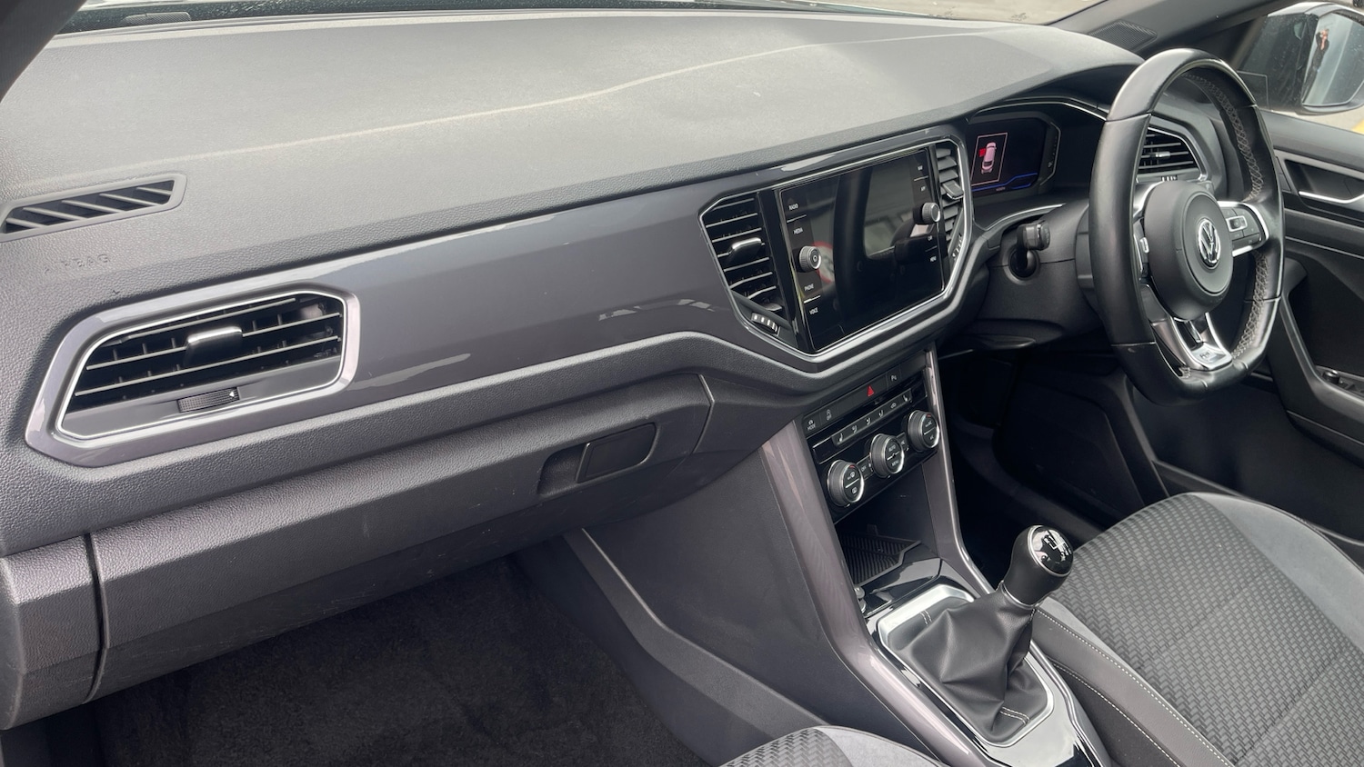 Used Volkswagen T-Roc 2019 for sale - 76149092: Photo 10