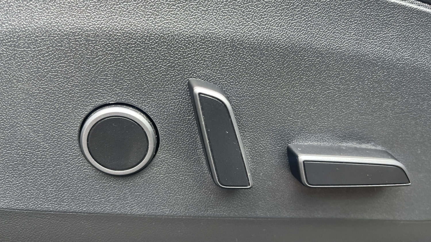 Used Tesla Model Y 2022 for sale - 77548082: Photo 24