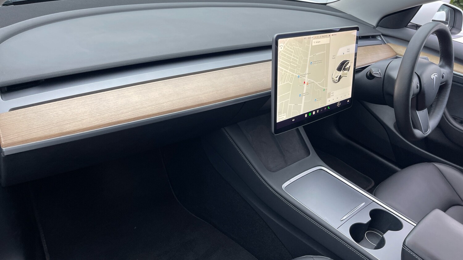 Used Tesla Model 3 2021 for sale - 76951300: Photo 10