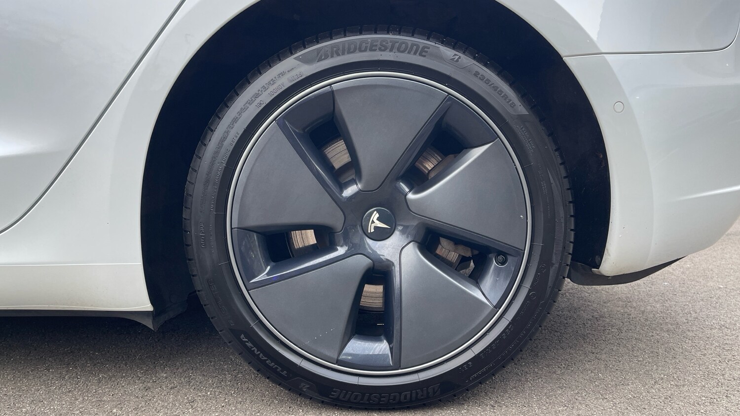 Used Tesla Model 3 2021 for sale - 76951300: Photo 18