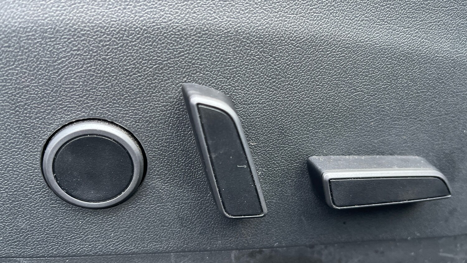 Used Tesla Model 3 2021 for sale - 76951300: Photo 22