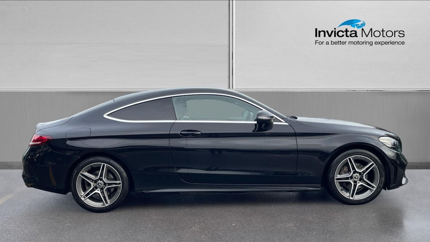 Used Mercedes-Benz C Class 2019 for sale - 76536410: Photo 2