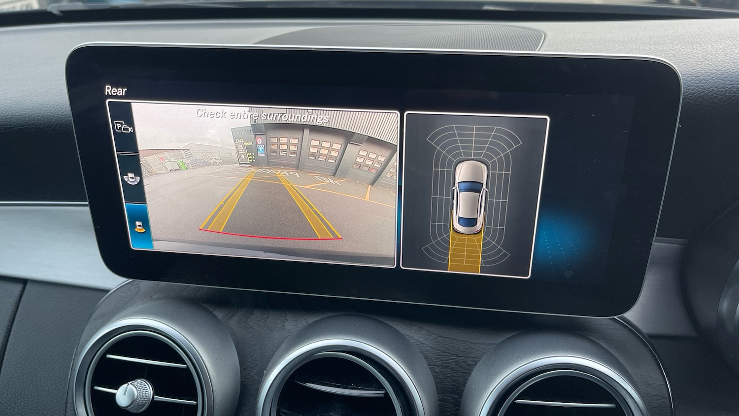 Used Mercedes-Benz C Class 2019 for sale - 76536410: Photo 23