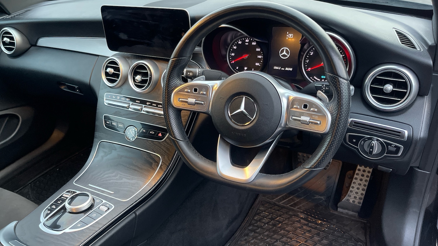 Used Mercedes-Benz C Class 2019 for sale - 76536410: Photo 9