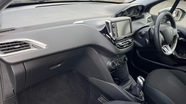Used Peugeot 208 2019 for sale - 76305222: Photo 10