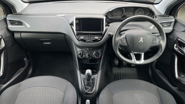 Used Peugeot 208 2019 for sale - 76305222: Photo 11