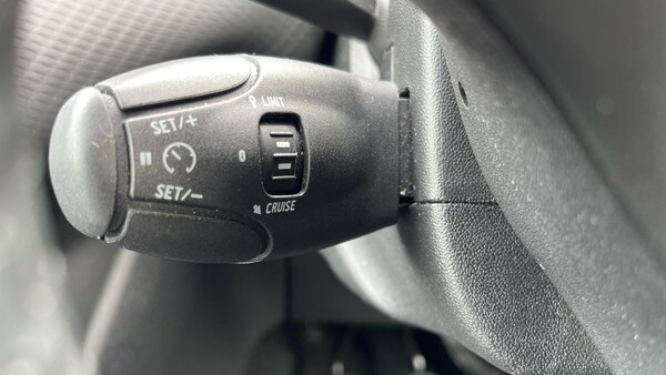 Used Peugeot 208 2019 for sale - 76305222: Photo 25