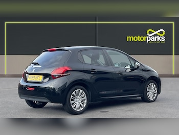 Used Peugeot 208 2019 for sale - 76305222: Photo
