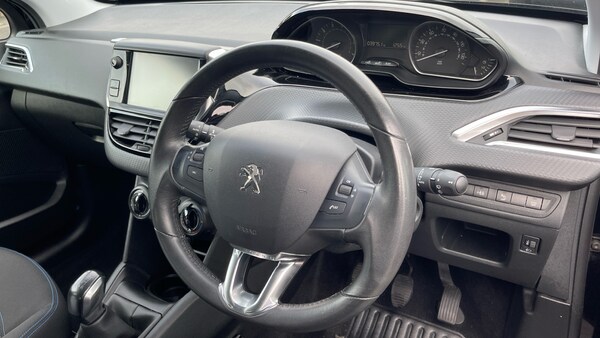 Used Peugeot 208 2019 for sale - 76305222: Photo 9