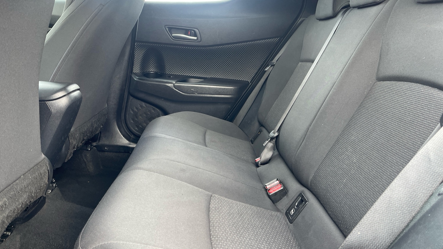 Used Toyota C-HR 2019 for sale - 76418488: Photo 14