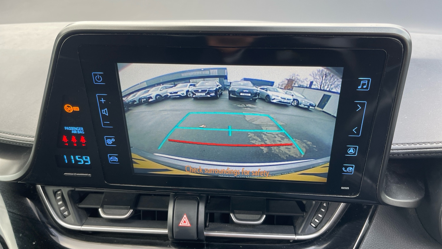 Used Toyota C-HR 2019 for sale - 76418488: Photo 22