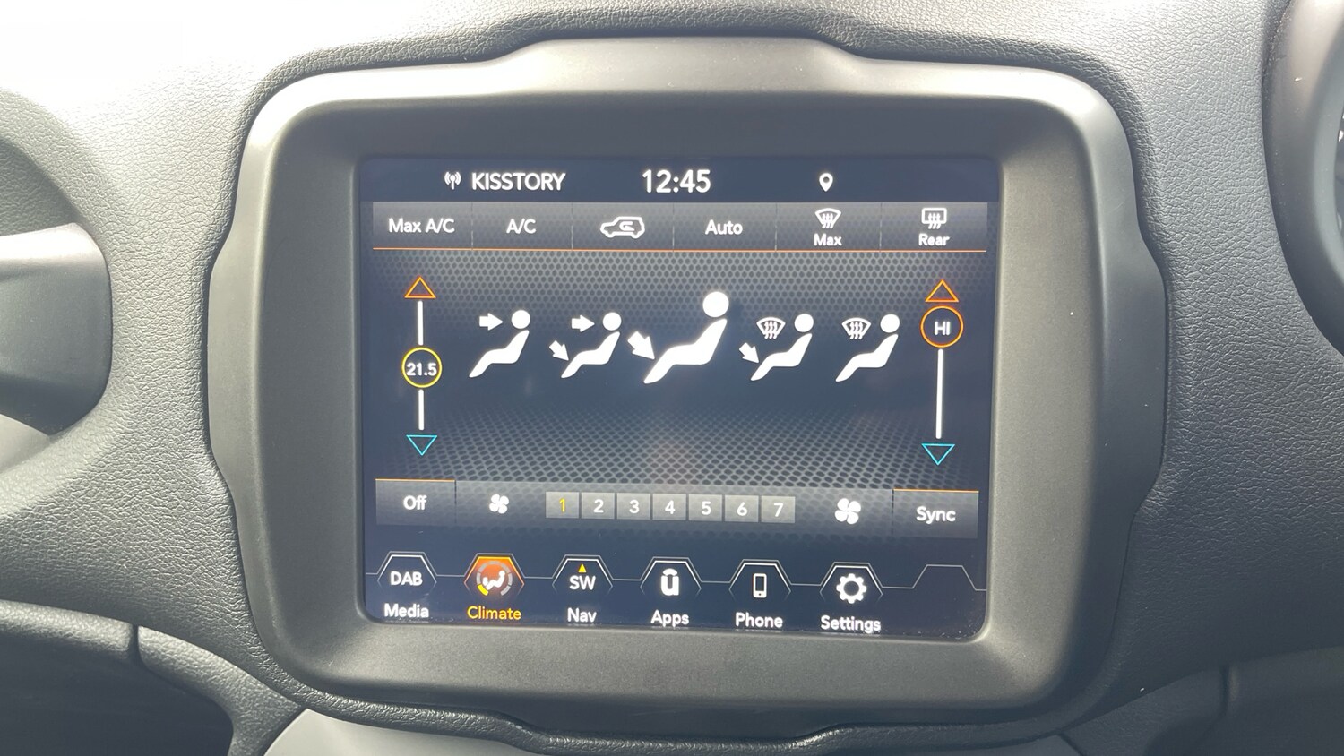 Used Jeep Renegade 2020 for sale - 76368823: Photo 24