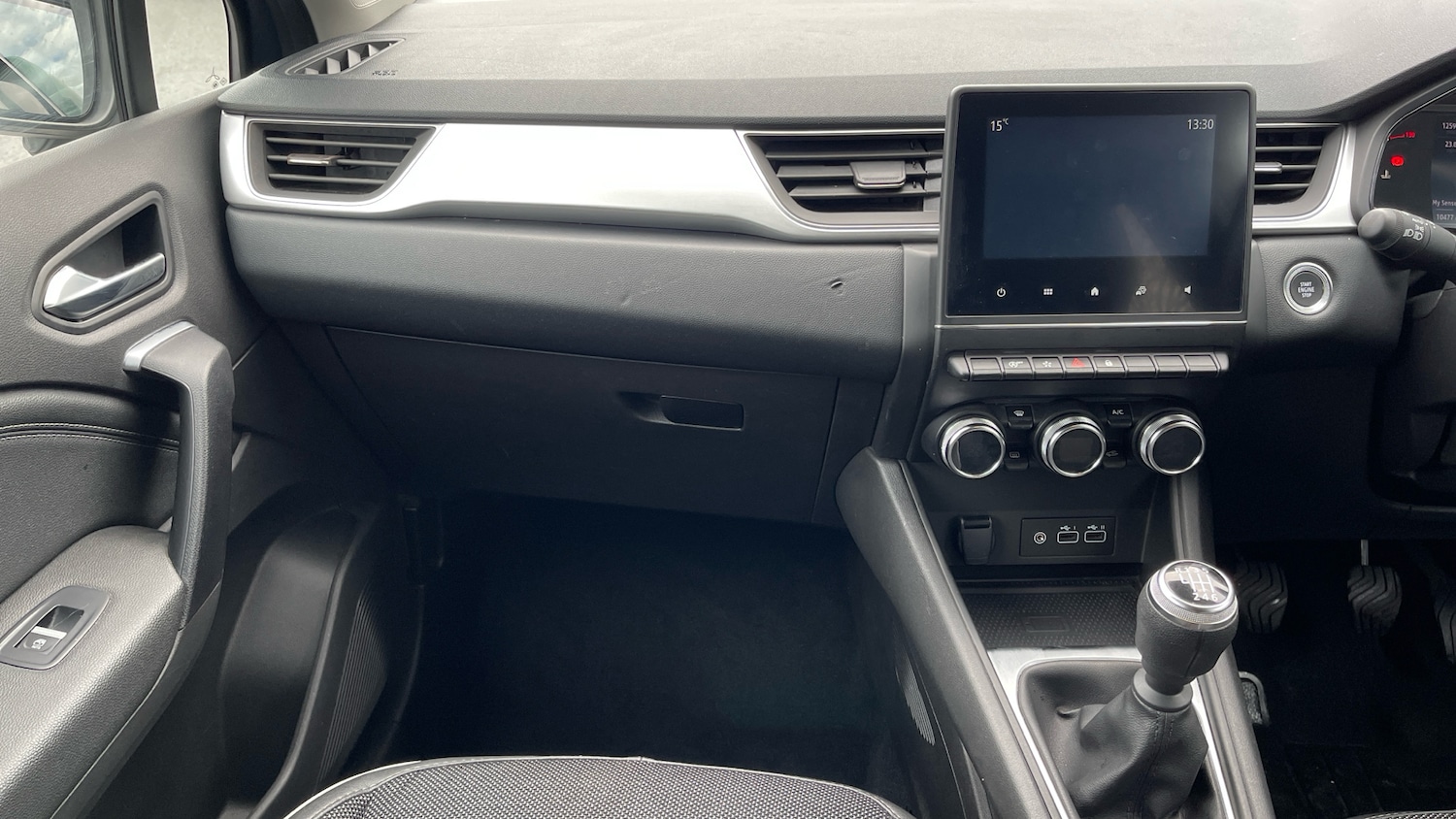 Used Renault Captur 2024 for sale - 76455017: Photo 12