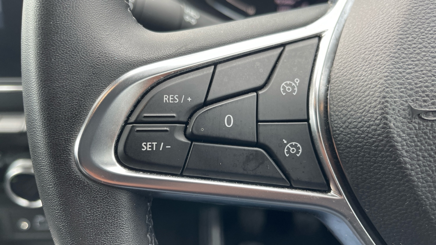 Used Renault Captur 2024 for sale - 76455017: Photo 22