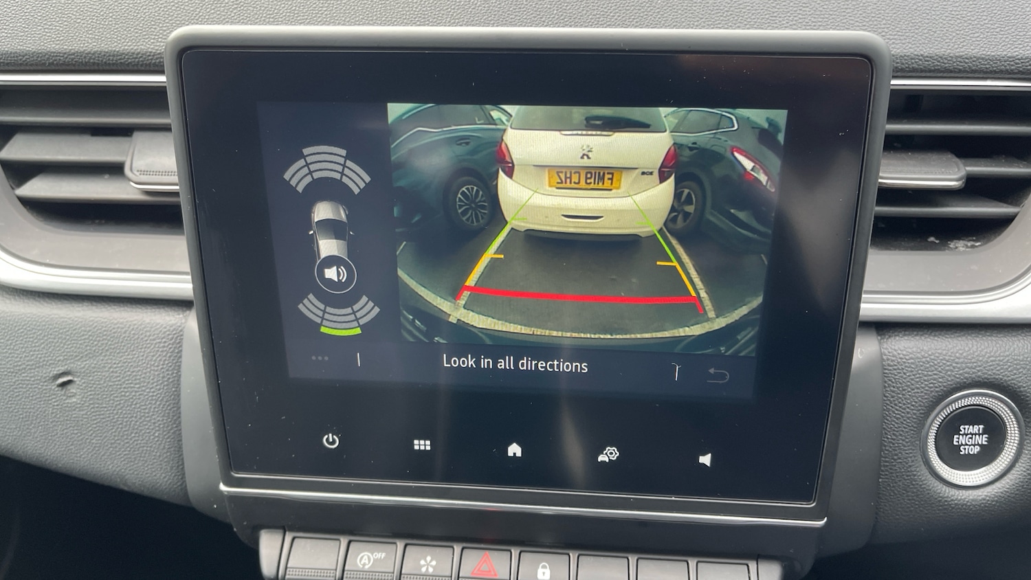 Used Renault Captur 2024 for sale - 76455017: Photo 25