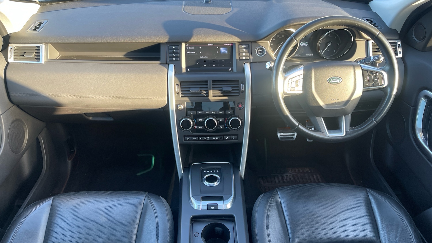 Used Land Rover Discovery Sport 2016 for sale - 77028209: Photo 11