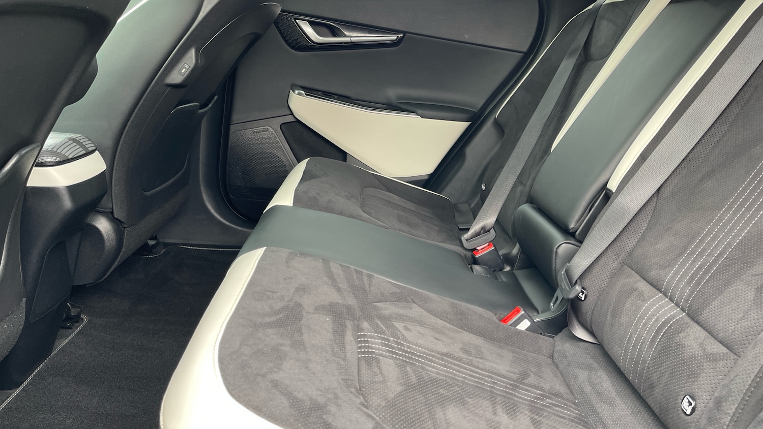 Used Kia EV6 2024 for sale - 77465864: Photo 14