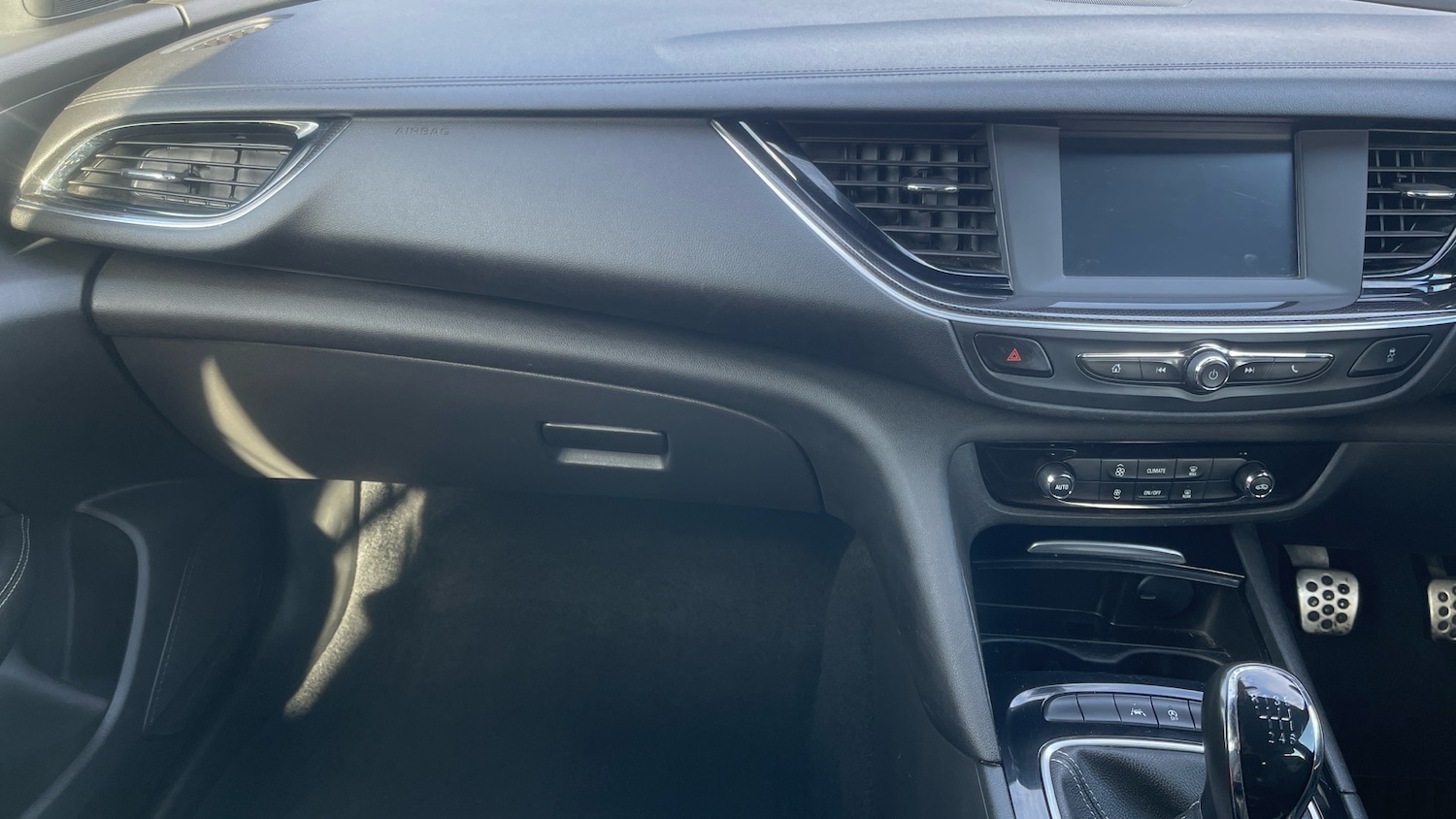 Used Vauxhall Insignia 2019 for sale - 76346944: Photo 12