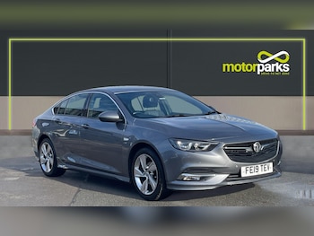 2019 - 1.5T SRi Vx-line Nav 5dr - Navigation - Front/Rear