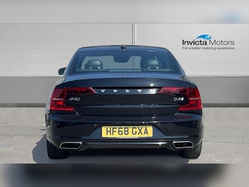 Used Volvo S90 2018 for sale - 79130465: Photo
