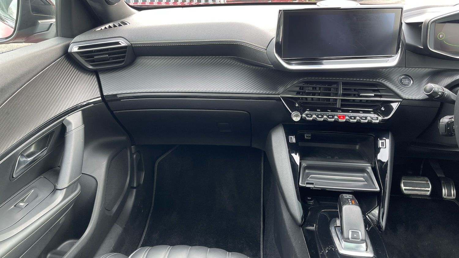 Used Peugeot 2008 2020 for sale - 77548093: Photo 12