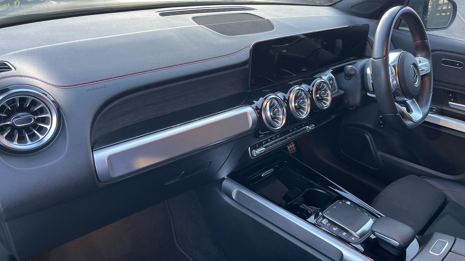 Used Mercedes-Benz EQB 2023 for sale - 77201390: Photo 10