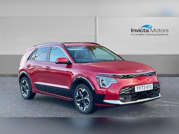 150kW 4 65kWh 5dr Auto - Panoramic Sunroof - Heate