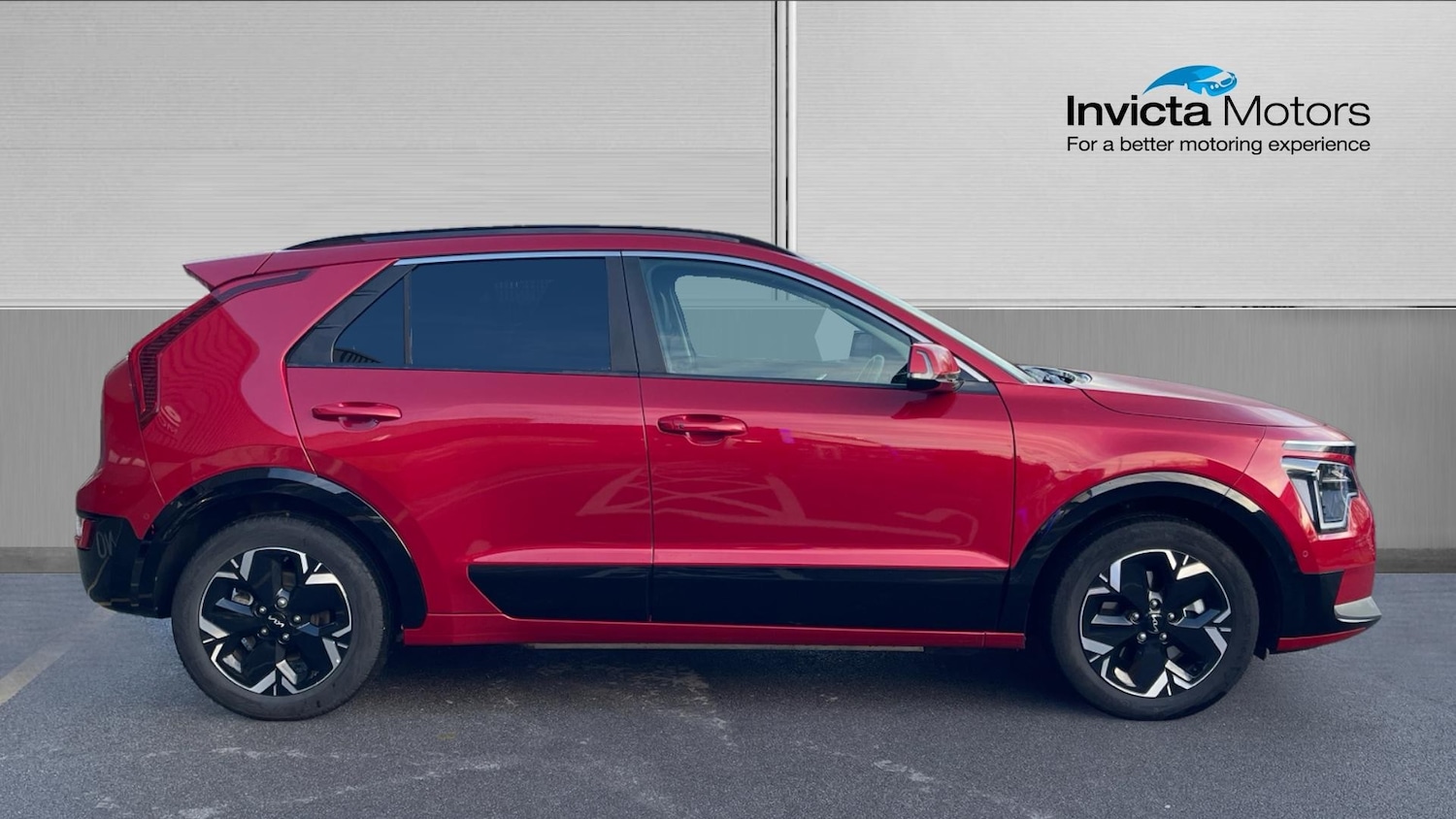 Used Kia Niro 2023 for sale - 76799471: Photo 2