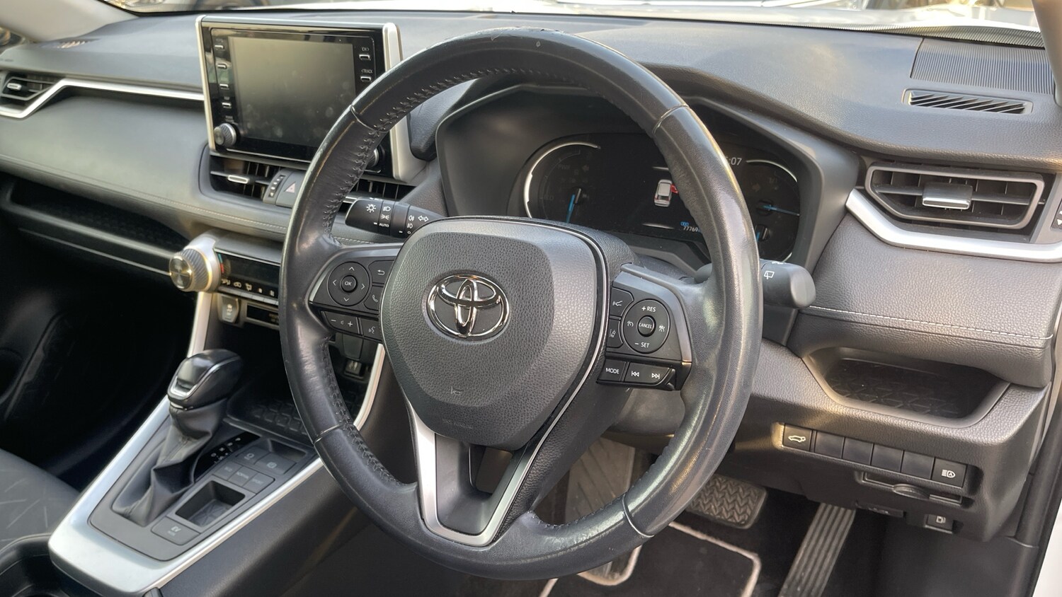 Used Toyota RAV4 for sale - 77968574: Photo 9