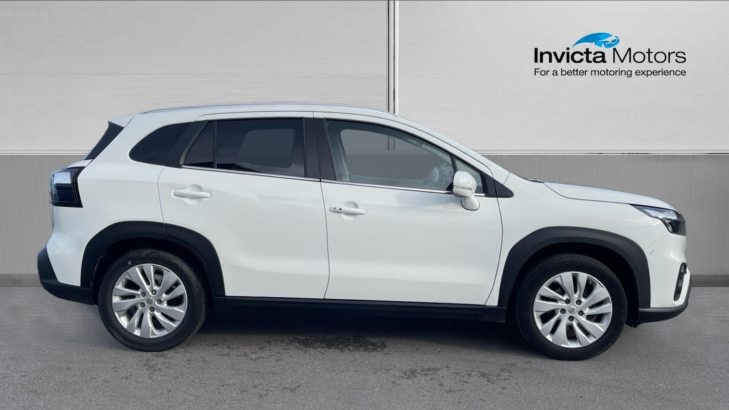 Used Suzuki SX4 S-Cross 2023 for sale - 76368847: Photo 2