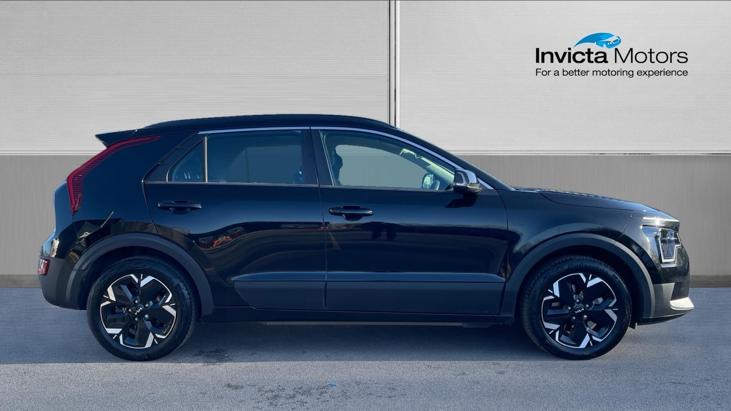 Used Kia Niro 2023 for sale - 76605487: Photo 2