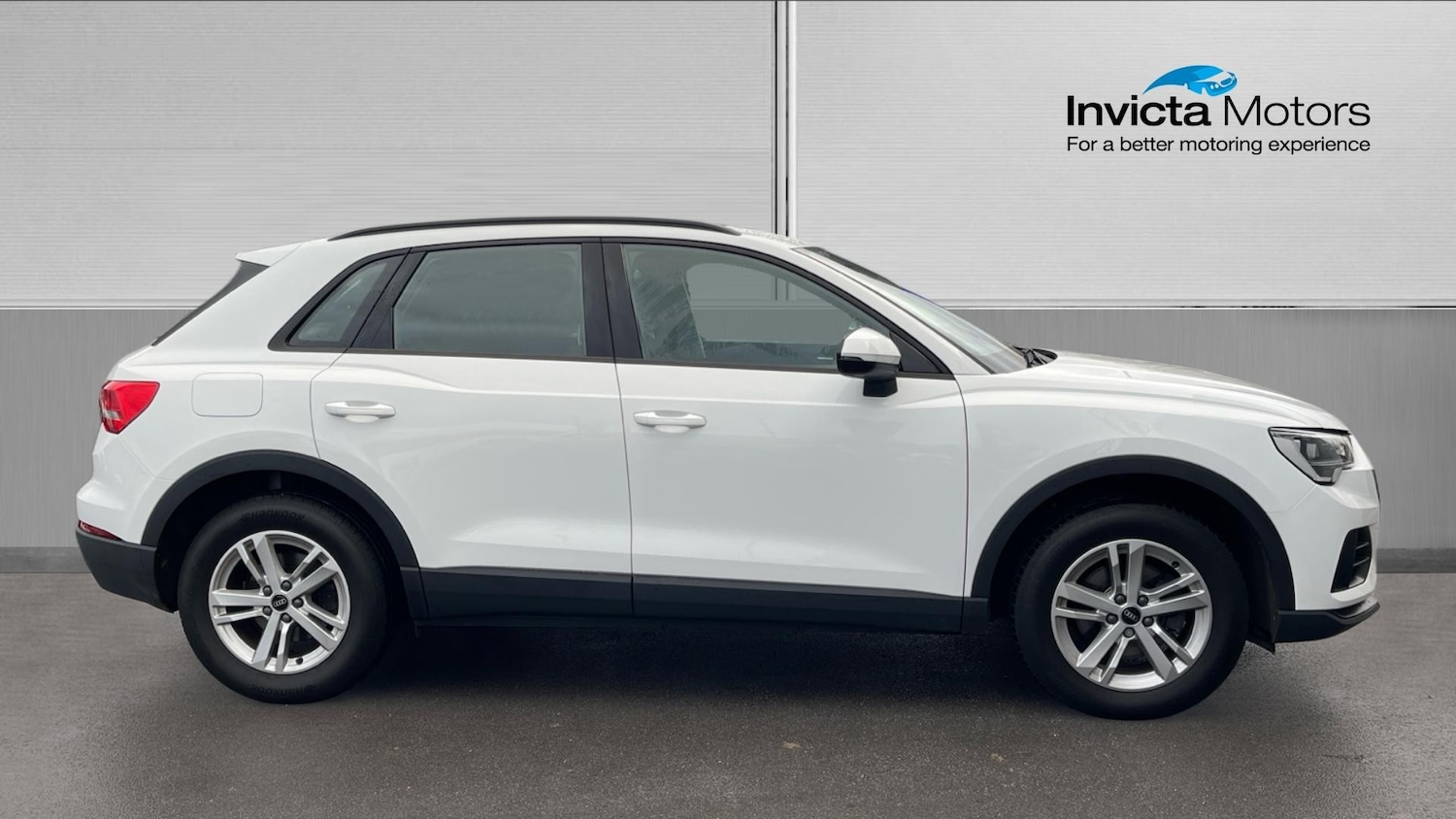 Used Audi Q3 2022 for sale - 76821535: Photo 2