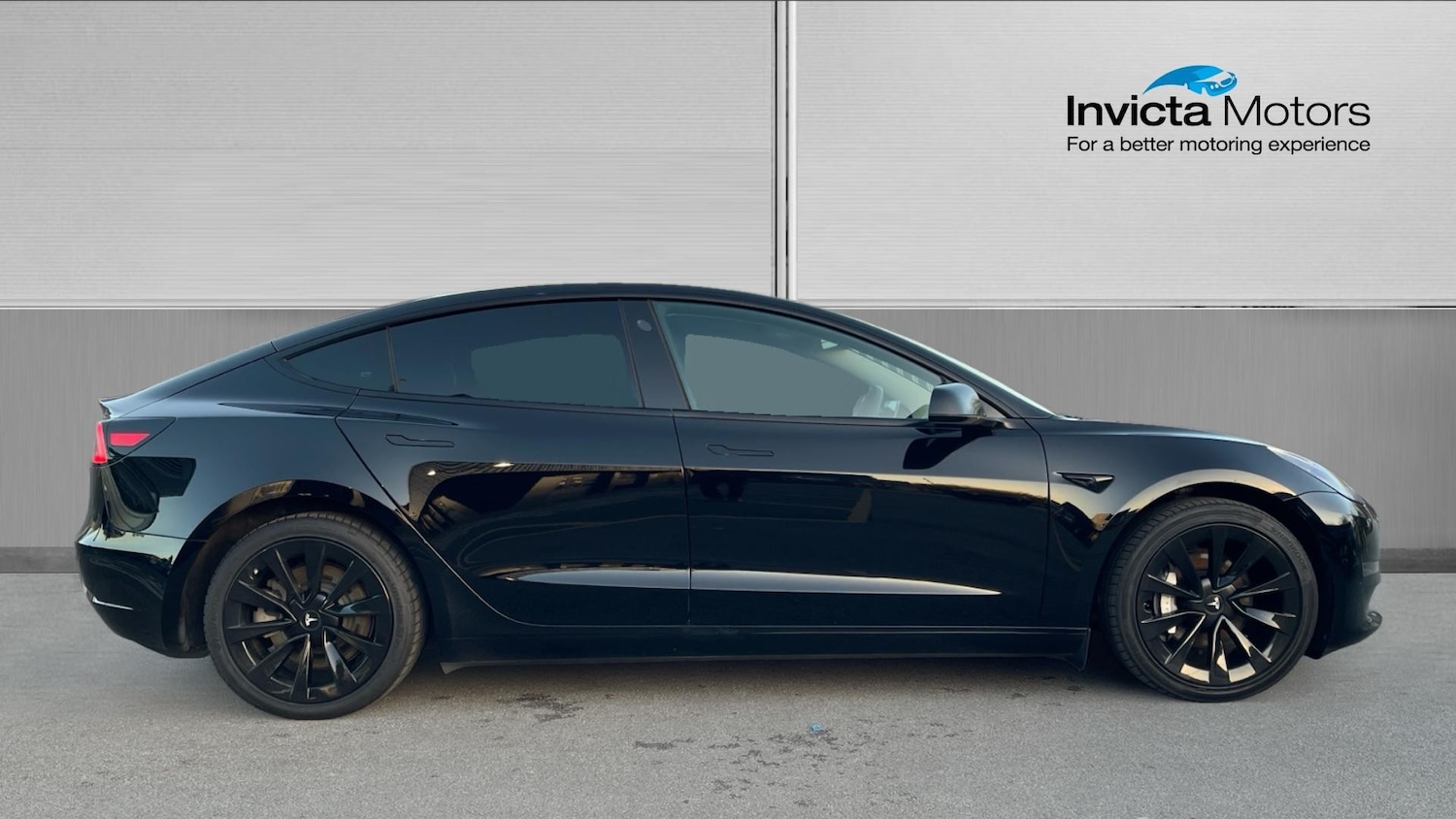 Used Tesla Model 3 2022 for sale - 76605491: Photo 2