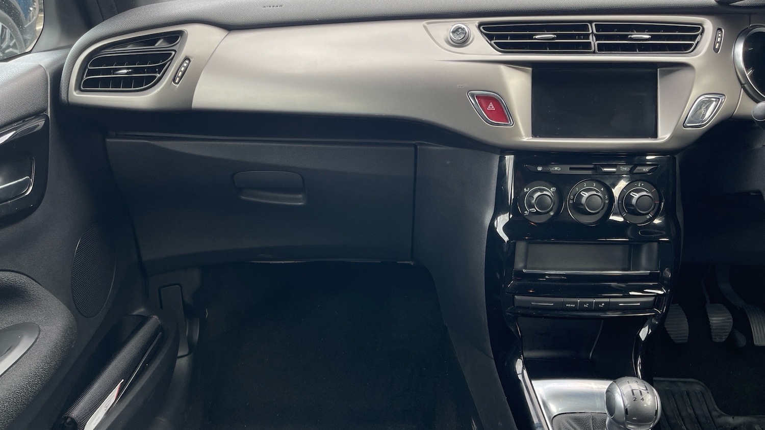 Used DS Automobiles DS 3 2016 for sale - 76324919: Photo 12