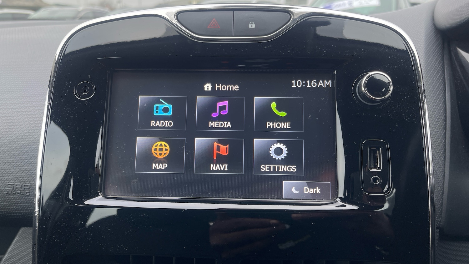 Used Renault Clio 2015 for sale - 77140542: Photo 22