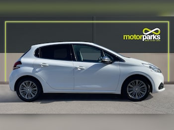 Used Peugeot 208 2016 for sale - 75899092: Photo