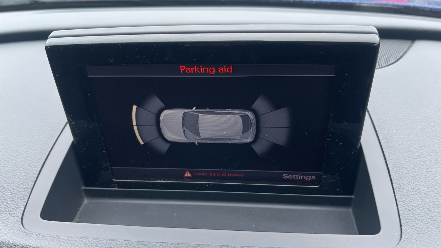 Used Audi RS Q3 2015 for sale - 76784844: Photo 22