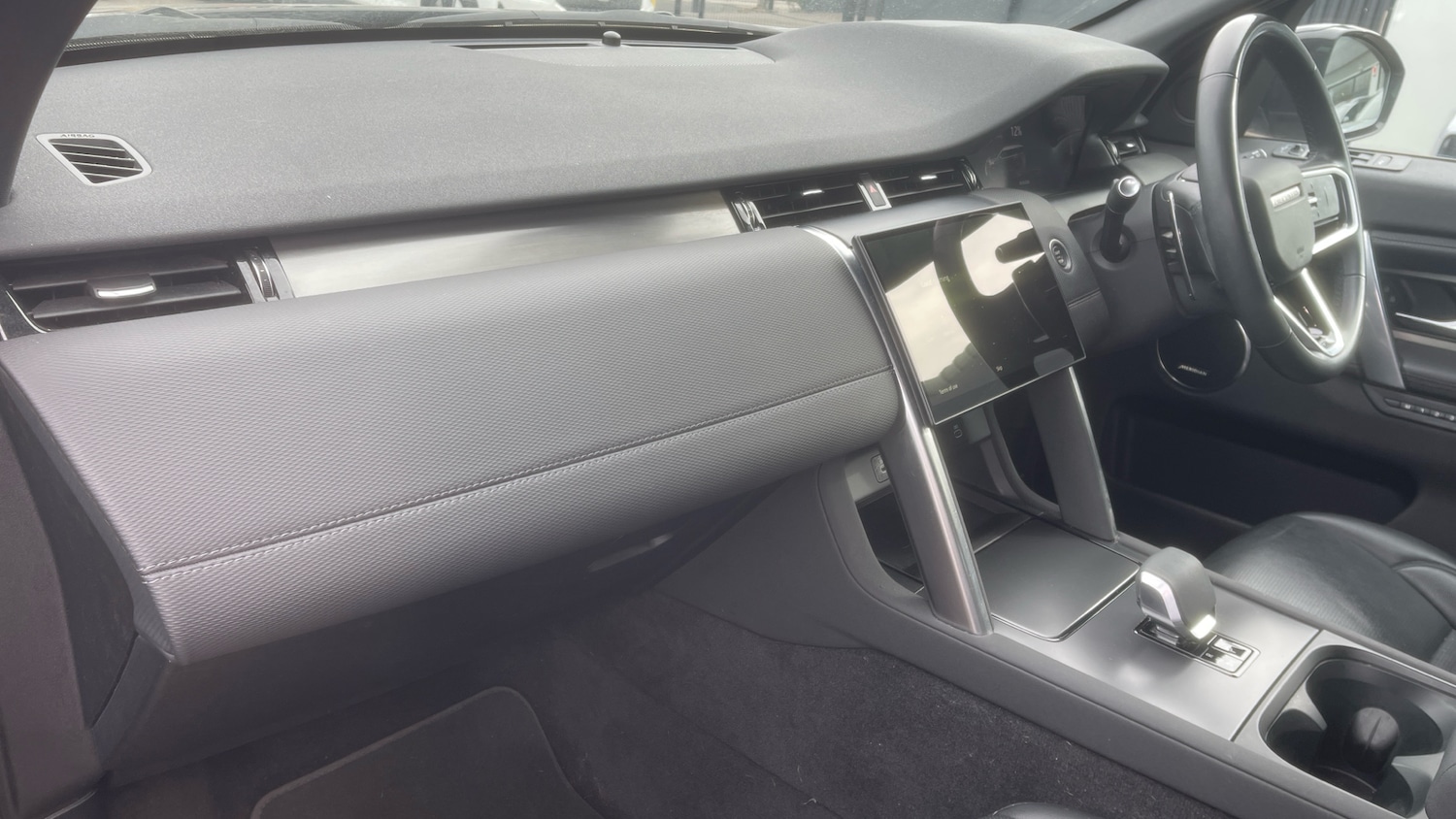 Used Land Rover Discovery Sport 2024 for sale - 78182530: Photo 10