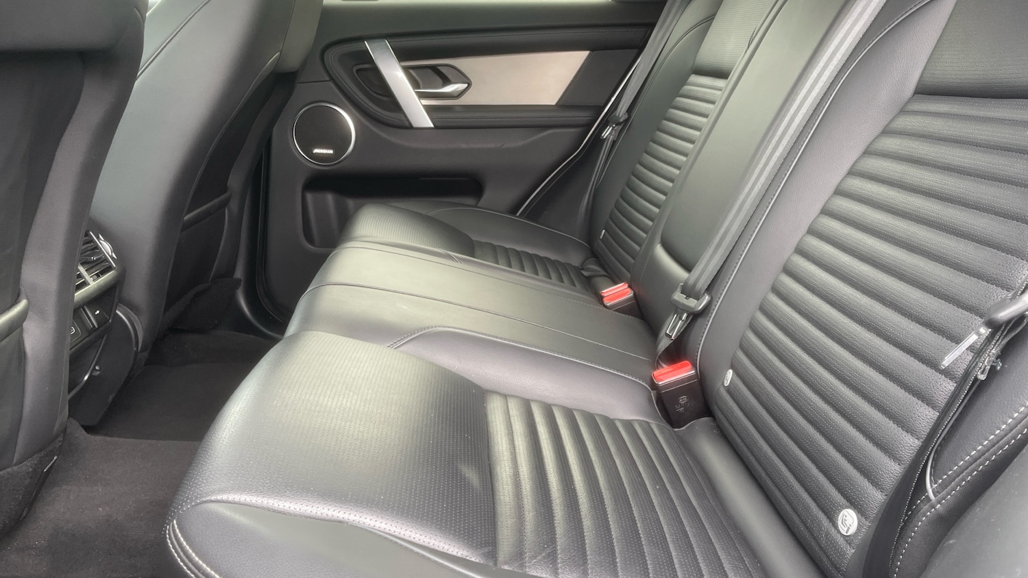 Used Land Rover Discovery Sport 2024 for sale - 78182530: Photo 14