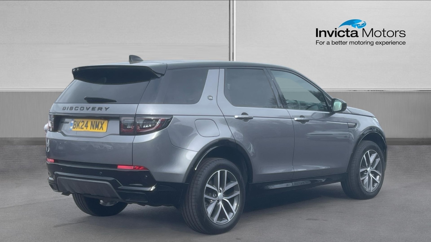 Used Land Rover Discovery Sport 2024 for sale - 78182530: Photo 3