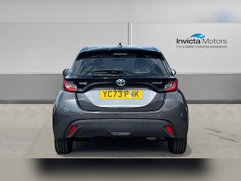 Used Toyota Yaris 2023 for sale - 79483120: Photo