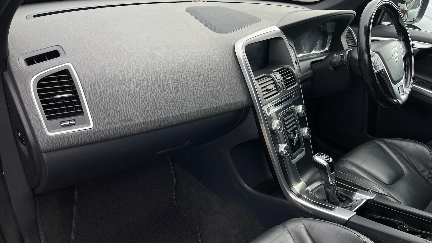 Used Volvo XC60 2015 for sale - 76010659: Photo 10
