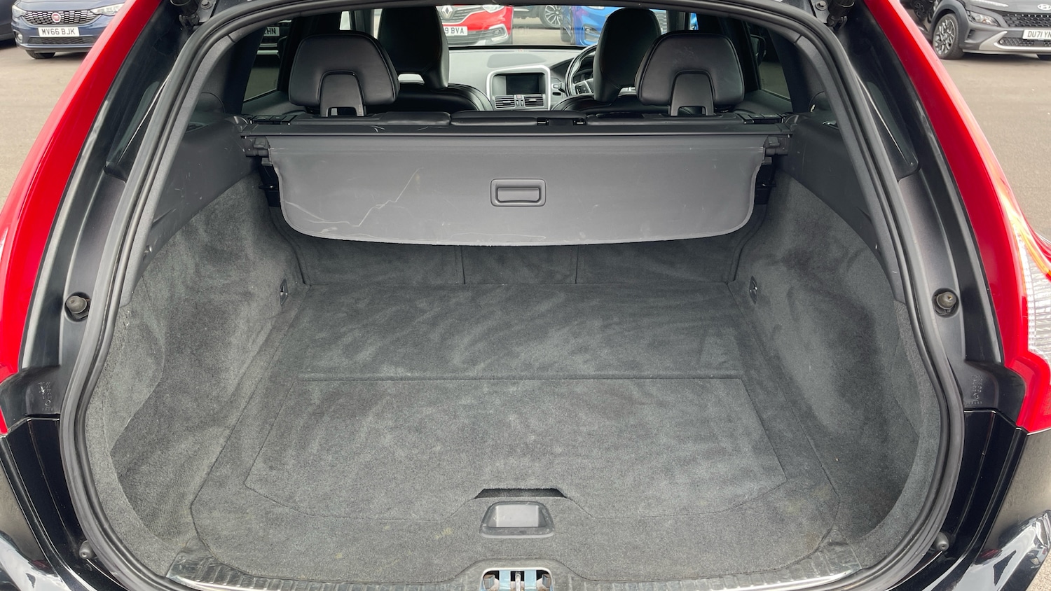 Used Volvo XC60 2015 for sale - 76010659: Photo 15