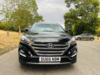 Used Hyundai TUCSON 2016 for sale - 79594315: Photo