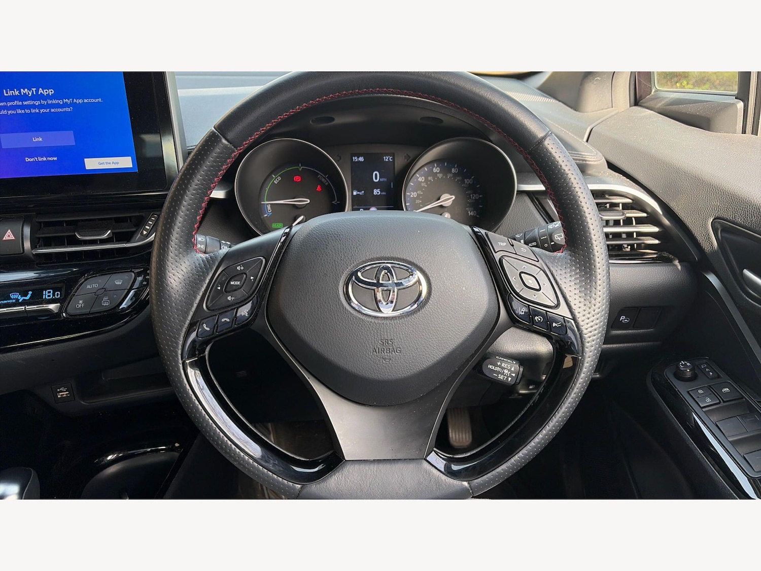 Used Toyota C-HR 2023 for sale - 78062897: Photo 10