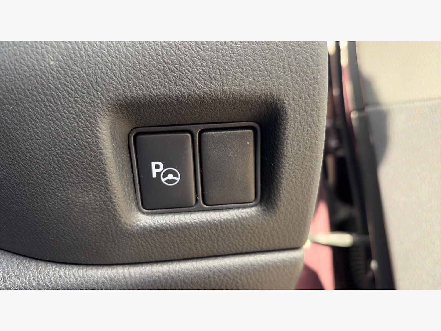 Used Toyota C-HR 2023 for sale - 78062897: Photo 26