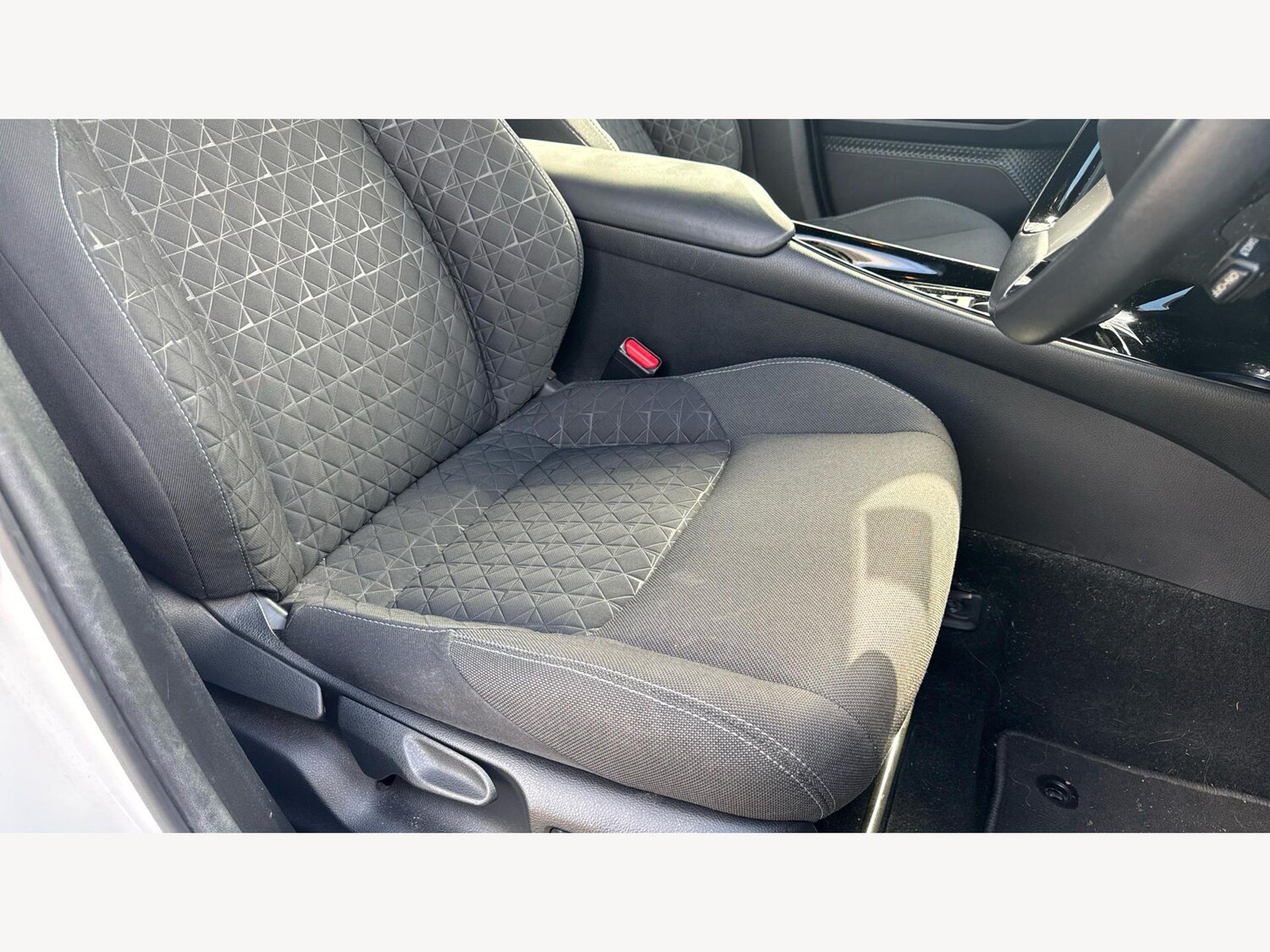 Used Toyota C-HR for sale - 78214938: Photo 19