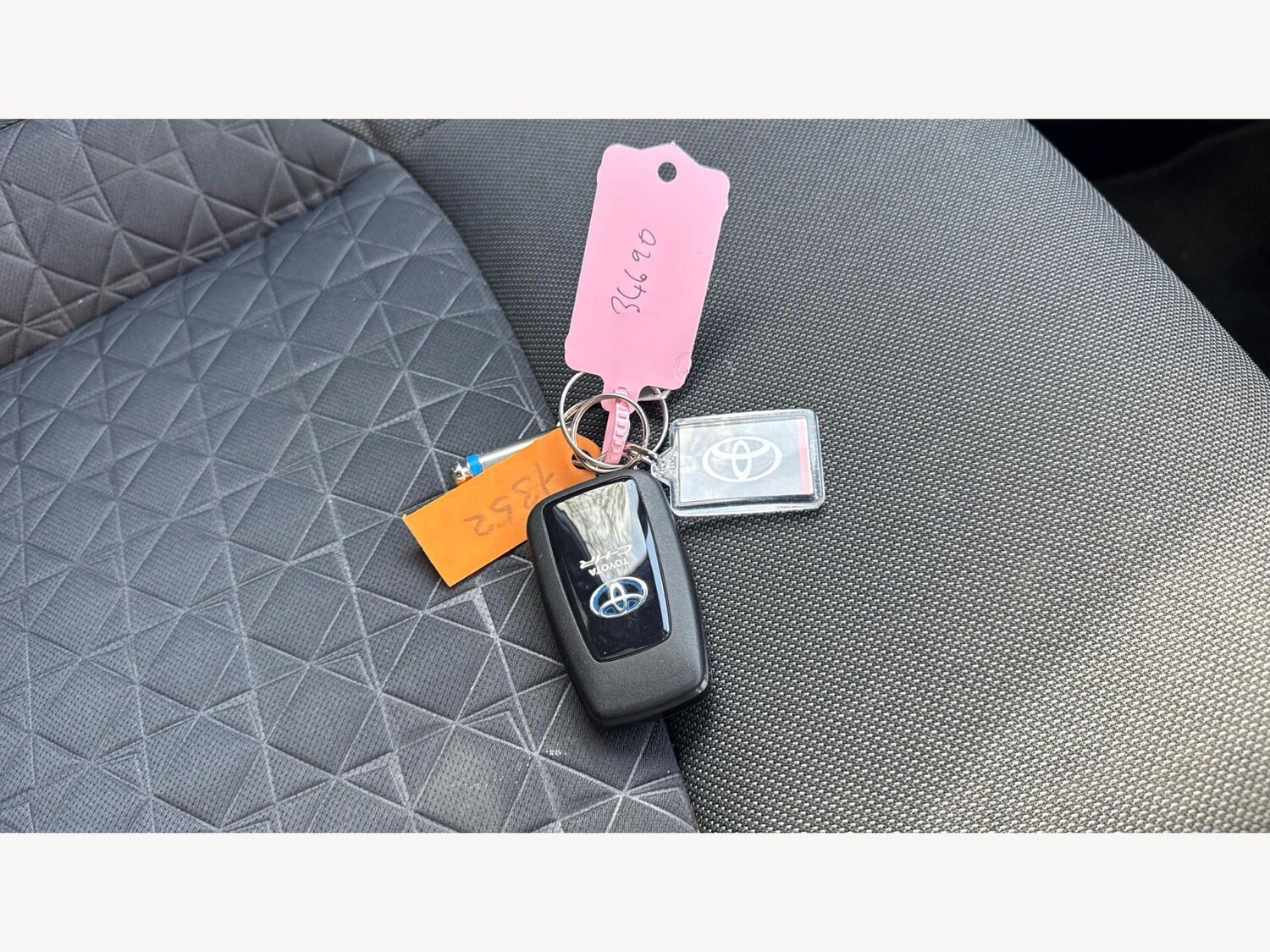 Used Toyota C-HR for sale - 78214938: Photo 30