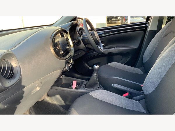 Used Toyota Aygo X 2023 for sale - 76084847: Photo 12