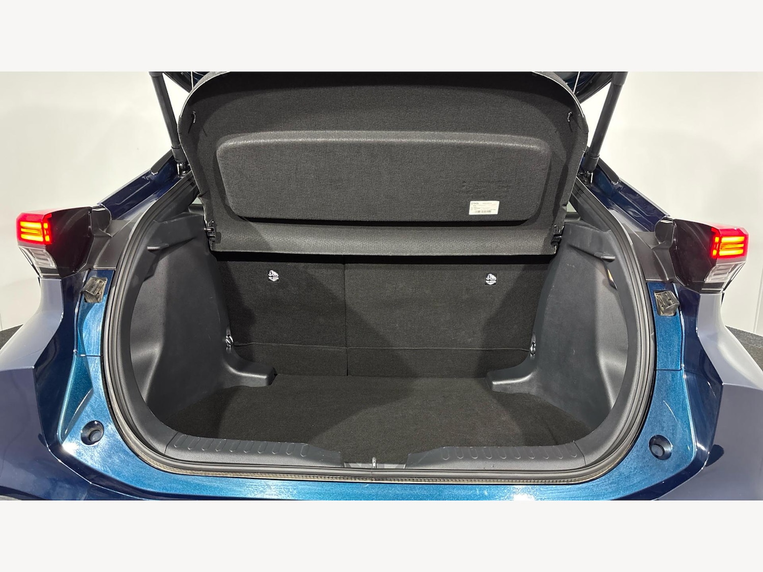 Used Toyota C-HR 2025 for sale - 76388286: Photo 16